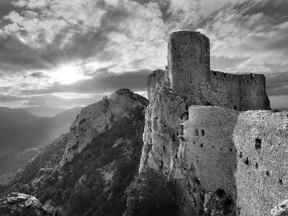 Marie VIDAL - auteure photographe artiste - Cathare - Puissance PEYREPERTUSE